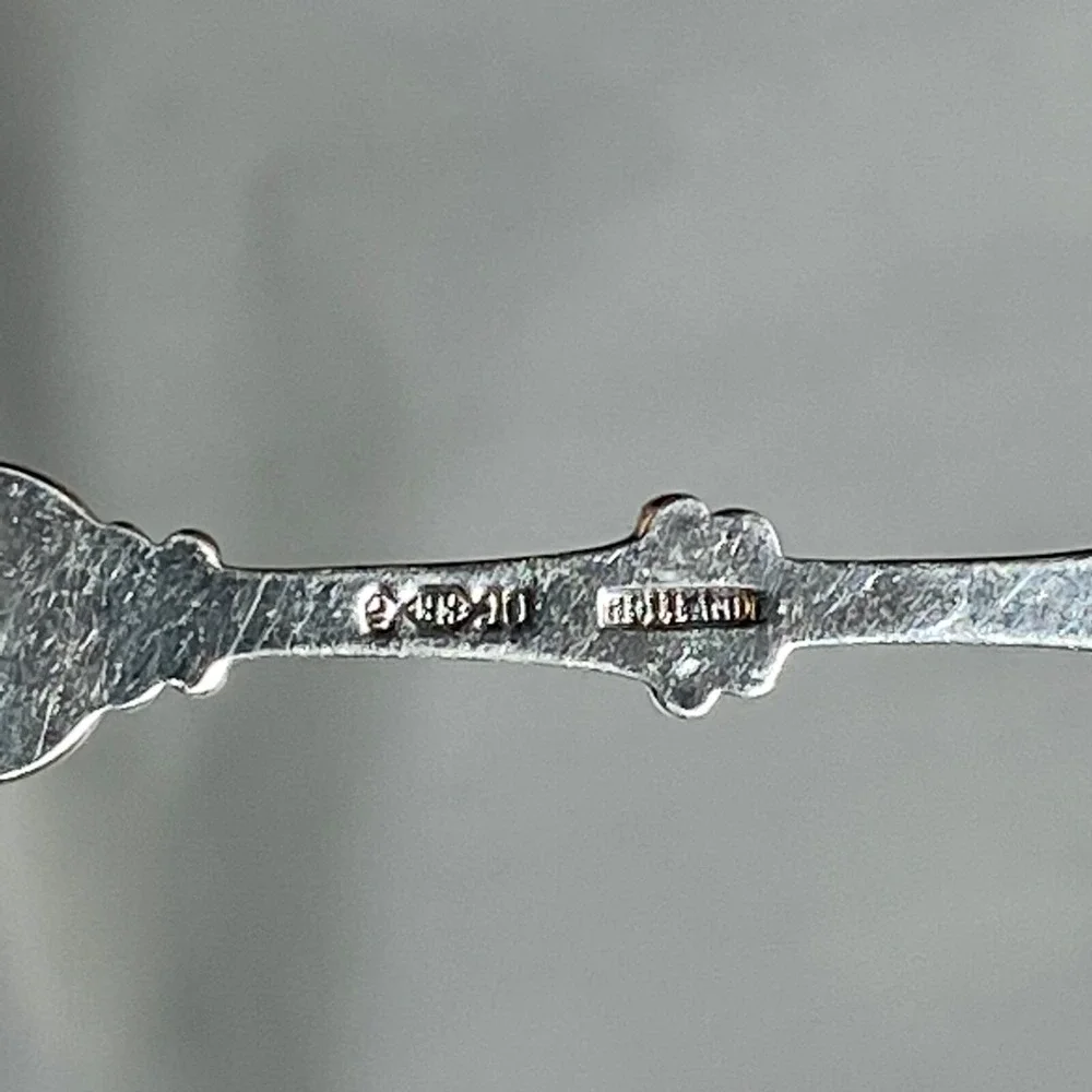 Water Bearers Man Woman Souvenir Spoon Silver Tone 4 3/4